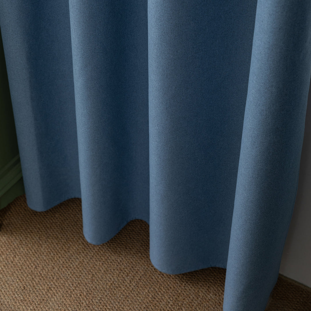 TENDA BARBADOS TOTALMENTE OSCURANTE 1 PANNELLO 140X240CM DENIM
