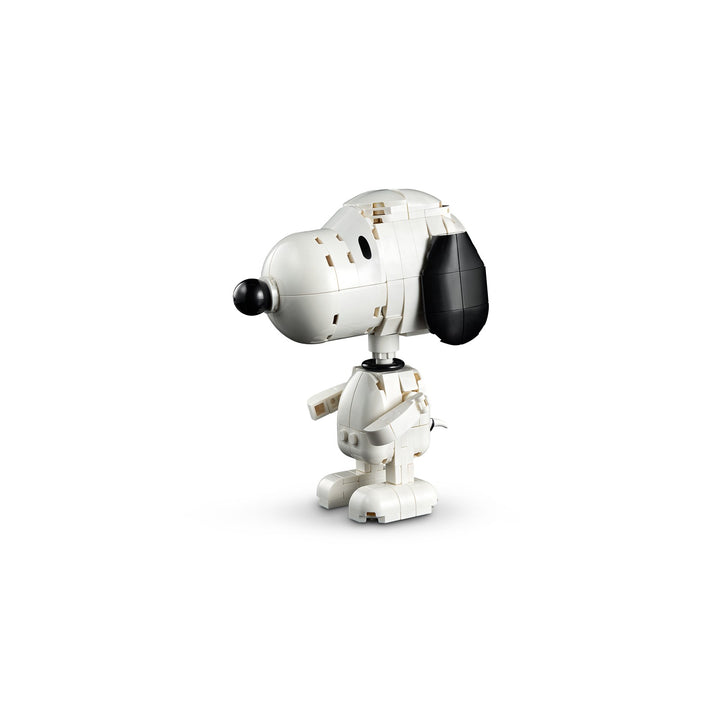 LEGO 21368 PEANUTS: LA CUCCIA DI SNOOPY