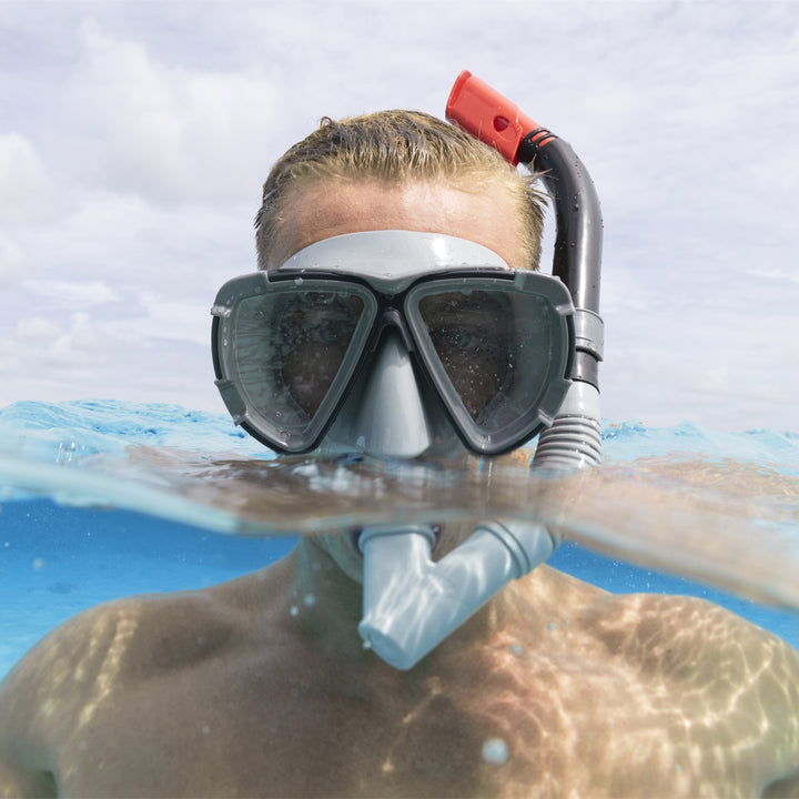 BW24029 SET SNORKELING DOMINATOR 14+