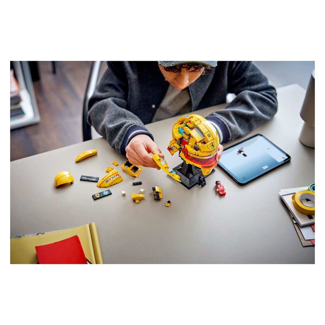 LEGO 43022 CASCO DI LEWIS HAMILTON SCUDERIA FERRARI HP