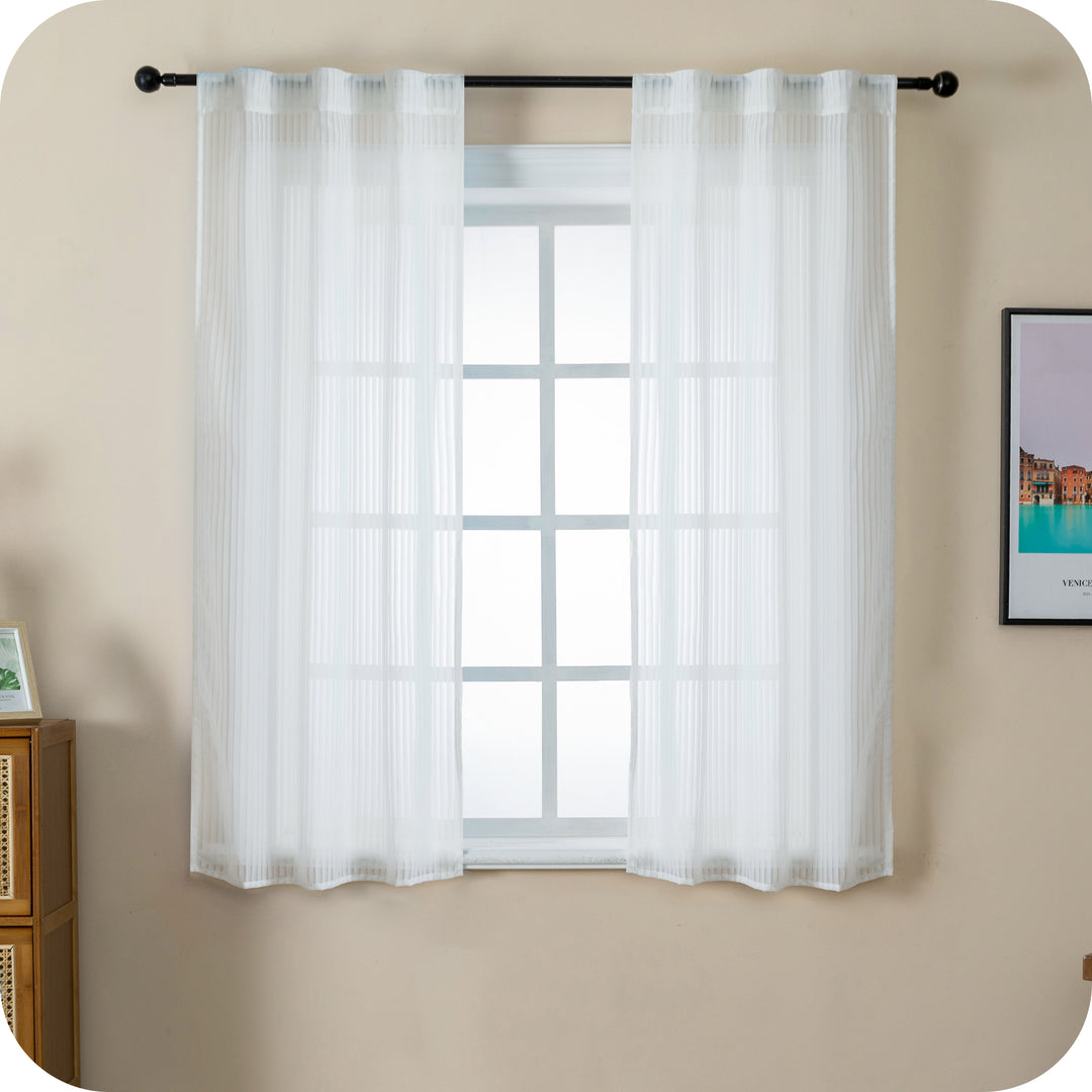COPPIA TENDE FILTRANTI FANTASIA A RIGHE VERTICALI 2X70X145CM BIANCO