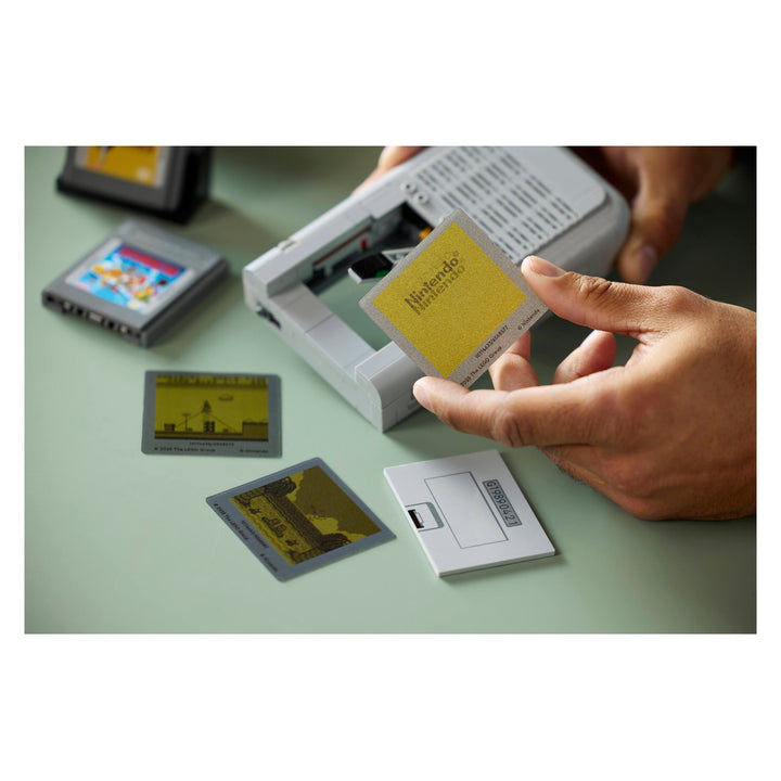 LEGO 72046 GAME BOY