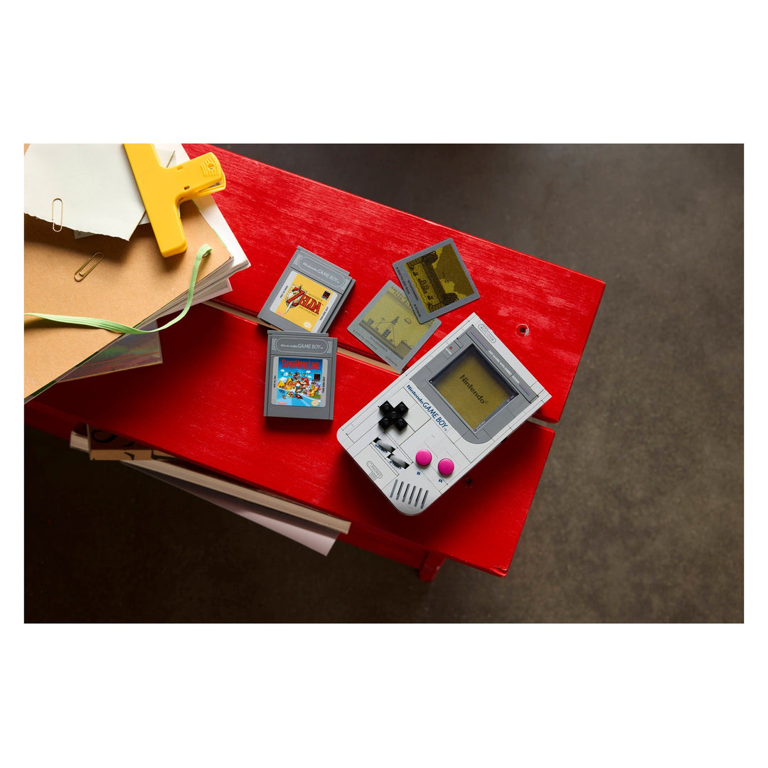LEGO 72046 GAME BOY