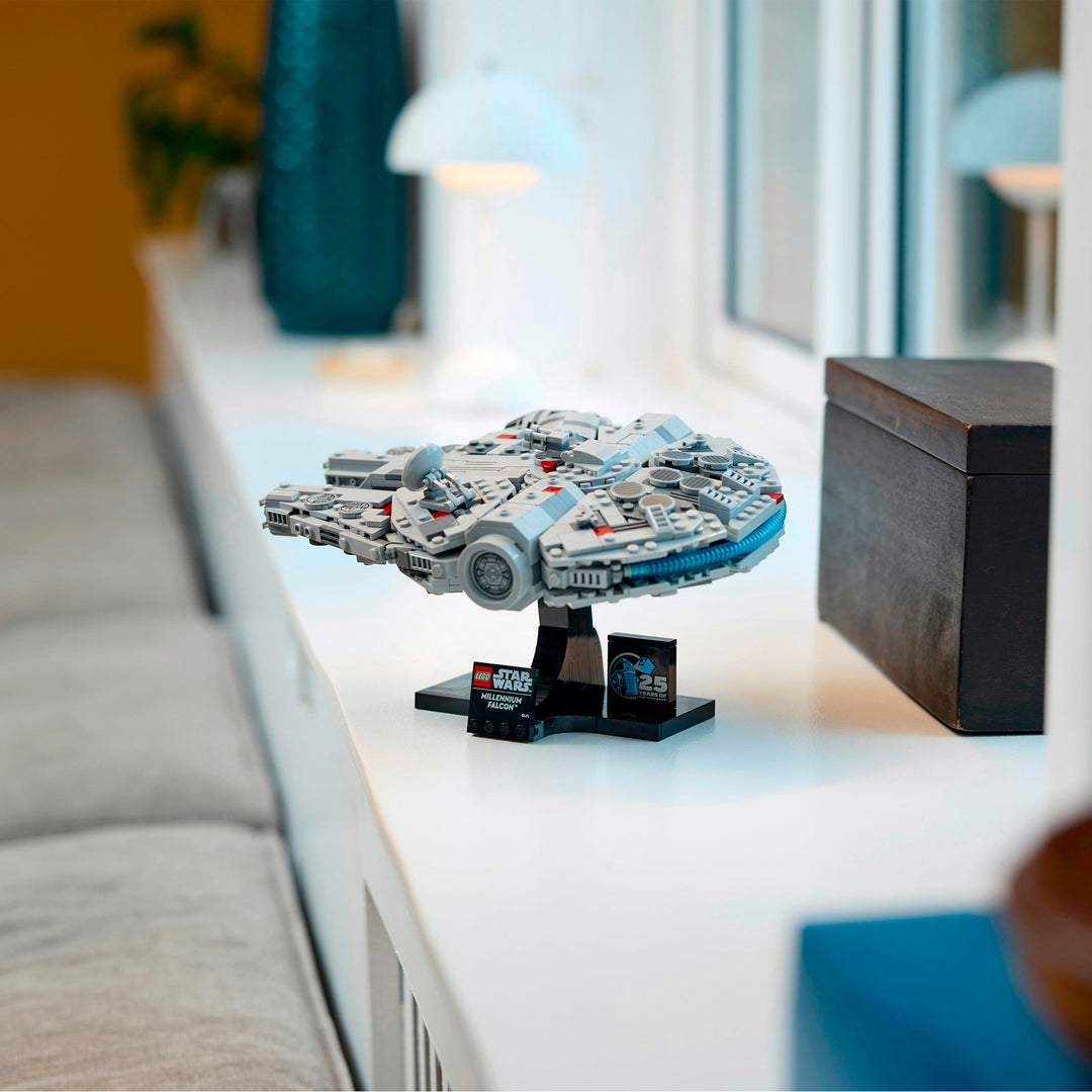 LEGO 75375 MILLENNIUM FALCON