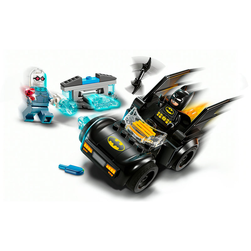 LEGO 76301 SUPER HEROES BATMAN E BATMOBILE CONTRO MR. FREEZE