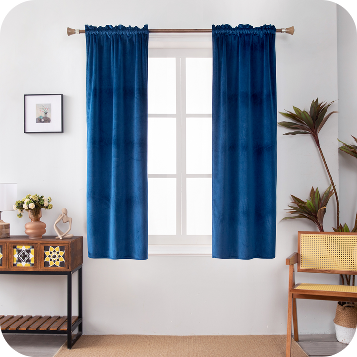 TENDA ADELAIDE OSCURANTE IN VELLUTO 2X70X130CM BLU