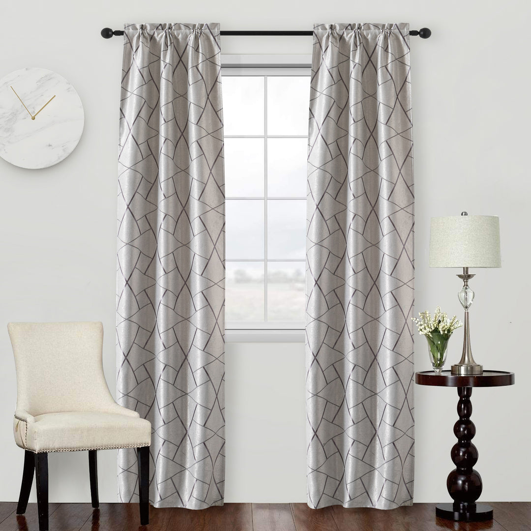 COPPIA TENDE USTICA SEMI OSCURANTI FANTASIA GEOMETRICA 2X70X235CM GRIGIO E ARGENTO