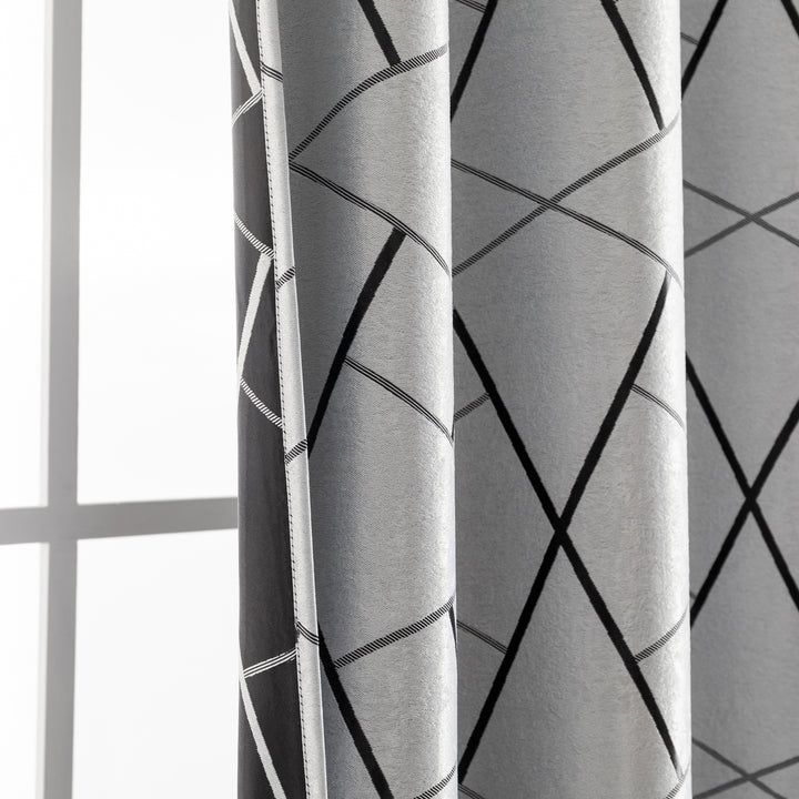 COPPIA TENDE USTICA SEMI OSCURANTI FANTASIA GEOMETRICA 2X70X145CM GRIGIO E NERO