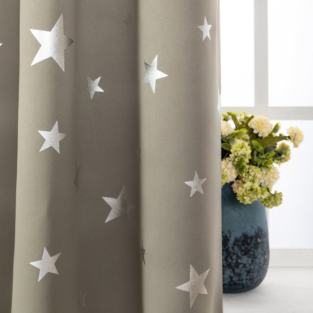 TENDA OSCURANTE FANTASIA STELLE ARGENTATE 1 PANNELLO 140X145CM TORTORA