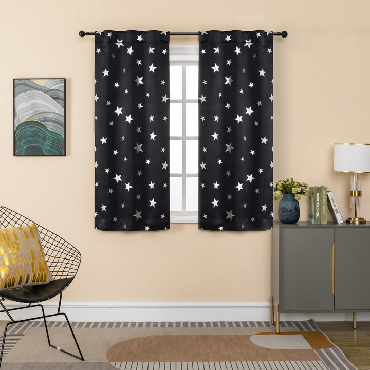 COPPIA TENDE OSCURANTI FANTASIA STELLE ARGENTATE 2X70X145CM NERO