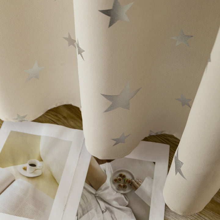 TENDA OSCURANTE FANTASIA STELLE ARGENTATE 1 PANNELLO 140X235CM BEIGE