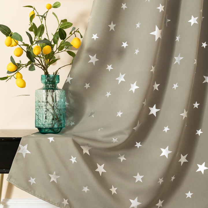 TENDA OSCURANTE FANTASIA STELLE ARGENTATE 1 PANNELLO 140X290CM TORTORA
