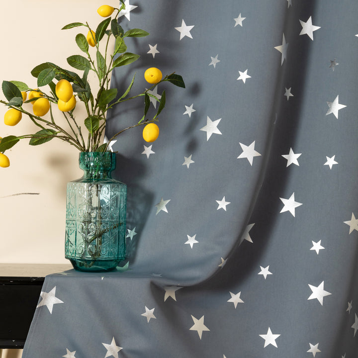 TENDA OSCURANTE FANTASIA STELLE ARGENTATE 1 PANNELLO 140X290CM GRIGIO